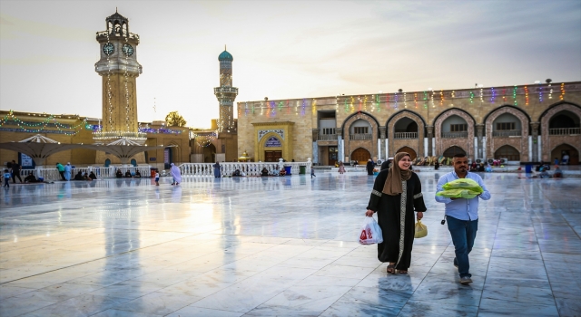 Bağdatlılar, Abldulkadir Geylani Külliyesi’nin manevi atmosferinde iftar ediyor